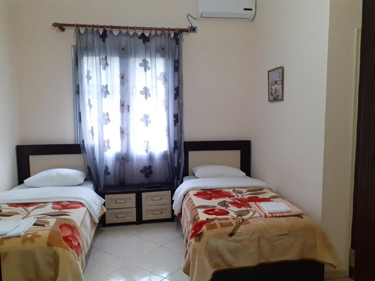 Hotel Shpetimi 3*