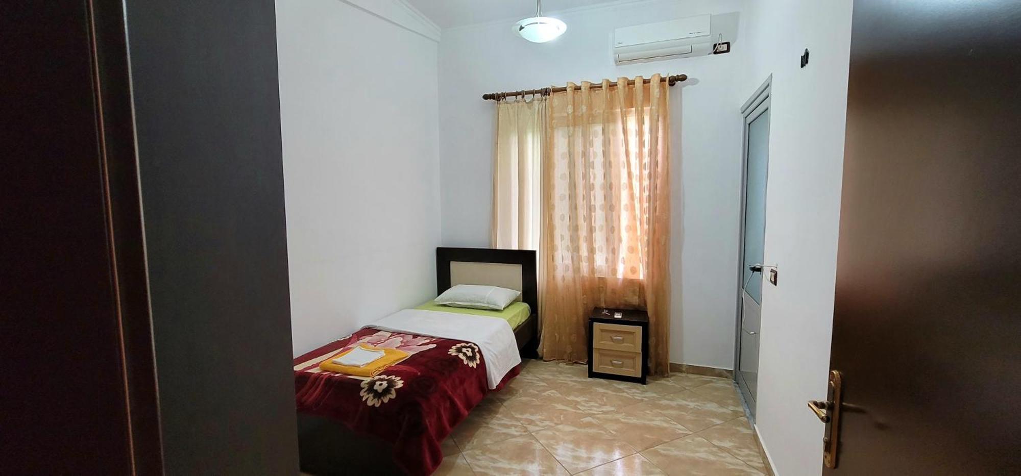 Shpetimi Hotel Zhaban